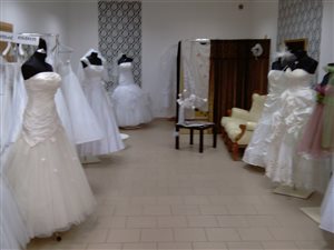 Sprzedam Salon Sukien Ślubnych i Wizytowych