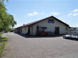sprzedam firmę handlowo-usługową, budynek mieszkalny
