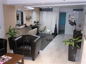 Sprzedam salon fryzjersko-kosmetyczny w Poznaniu