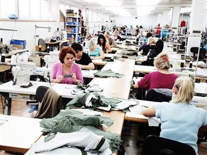 Firma produkująca odzież z 25 letnim doświadczeniem ( szwalnia, zakład krawiecki)