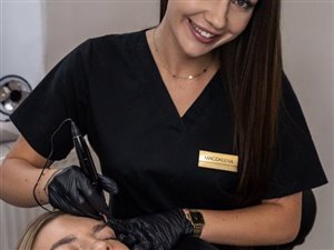 Sprzedaż dochodowego salonu kosmetologicznego  Prisma Salon Urody 