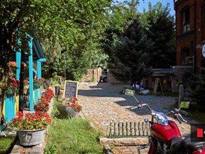 Działająca restauracja w stylu włoskiej trattorii