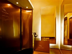 Sprzedam salon kosmetyczny wraz z lokalem 125m2 w centrum Poznania