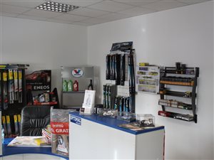 Sprzedam sklep/hurtownię motoryzacyjną