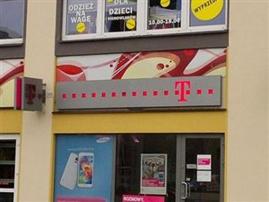 Odstąpię sklep z dziecięcą odzieżą używaną