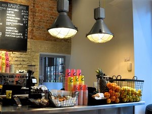 Odstąpię bar ze świeżo wyciskanymi sokami