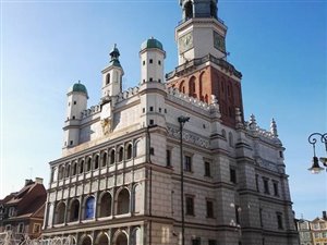 Wyposażony lokal gastronomiczny z ogródkiem letnim w rejonie Starego Rynku -  Poznań