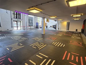 Dochódowa arena VR free-roam