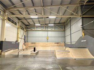 Sprzedam działający biznes kryty skatepark z monopolem na rynku