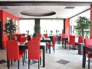 Sprzedam mini hotel i restaurację.