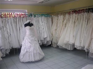 SPRZEDAM KOMIS SUKIEN ŚLUBNYCH - OTWOCK