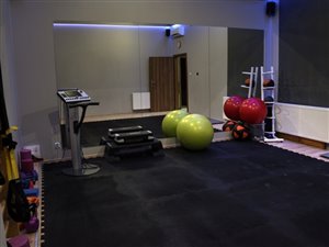 Studio Treningu Personalnego wraz z gabinetem masażu i salonem kosmetycznym