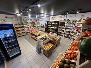 Sklep owoce/warzywa, delikatesy premium, Warszawa Wilanów