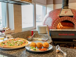 Dochodowa pizzeria w Poznaniu  7 lat na rynku, 130 000 zł zysku rocznie