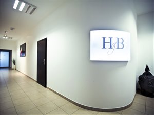 Salon Piekna i Urody - Fryzjerstwo - Kosmetyka - Stomatologia - Dermatologia -Masaże 